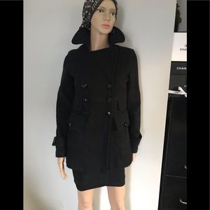 Grass Small black short coat  very good condition!